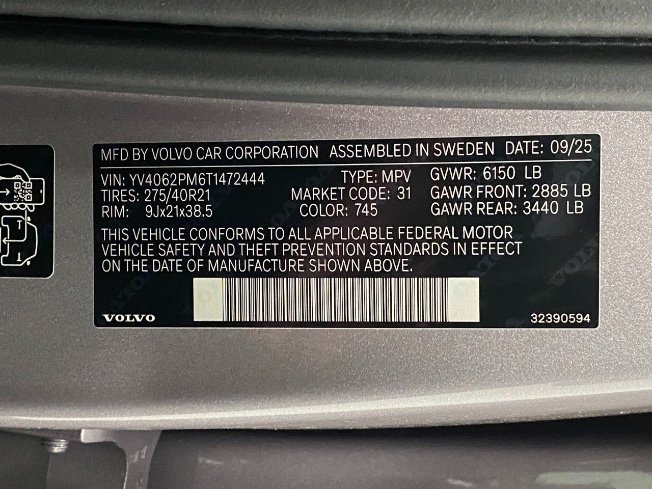 2026 Volvo XC90 B6 AWD Ultra Dark Theme 7-Seater