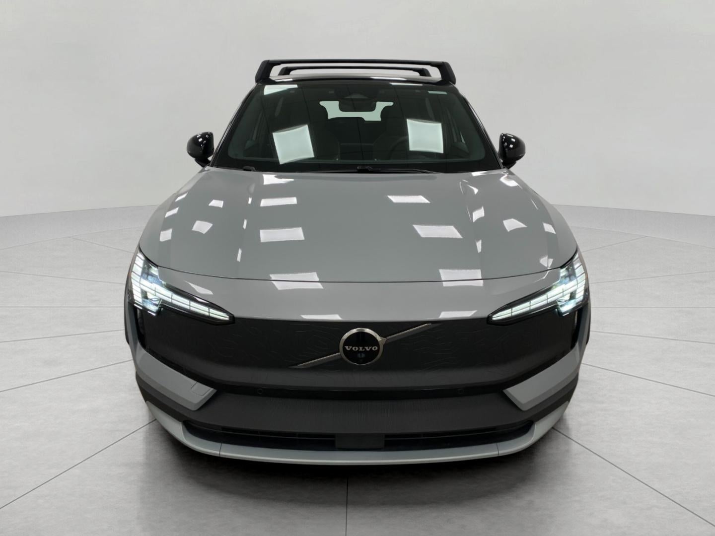 2026 Volvo EX30 Twin Motor AWD Cross Country Ultra