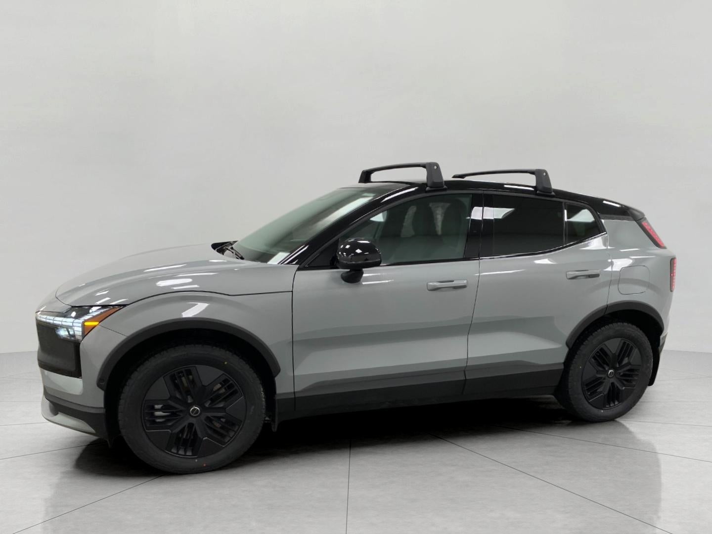 2026 Volvo EX30 Twin Motor AWD Cross Country Ultra