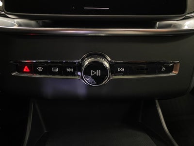 2026 Volvo XC90 Plug-In Hybrid T8 AWD Plus 6-Seater