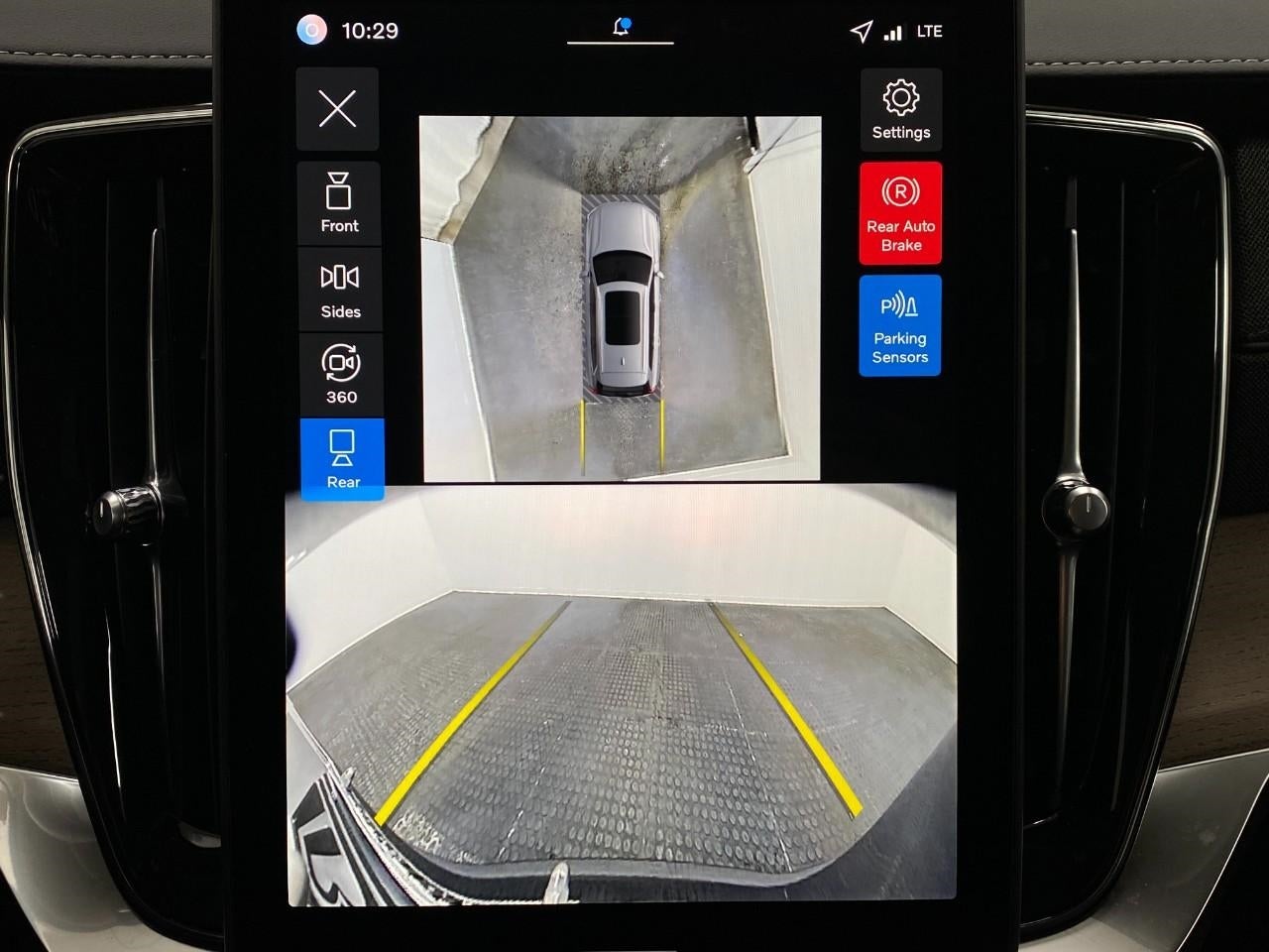 2026 Volvo XC90 Plug-In Hybrid T8 AWD Plus 7-Seater