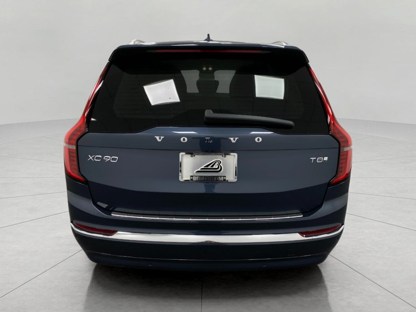 2026 Volvo XC90 Plug-In Hybrid T8 AWD Plus 7-Seater