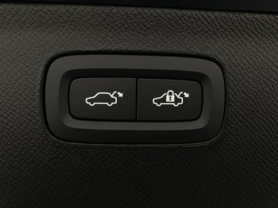 2026 Volvo XC90 Plug-In Hybrid T8 AWD Plus 7-Seater