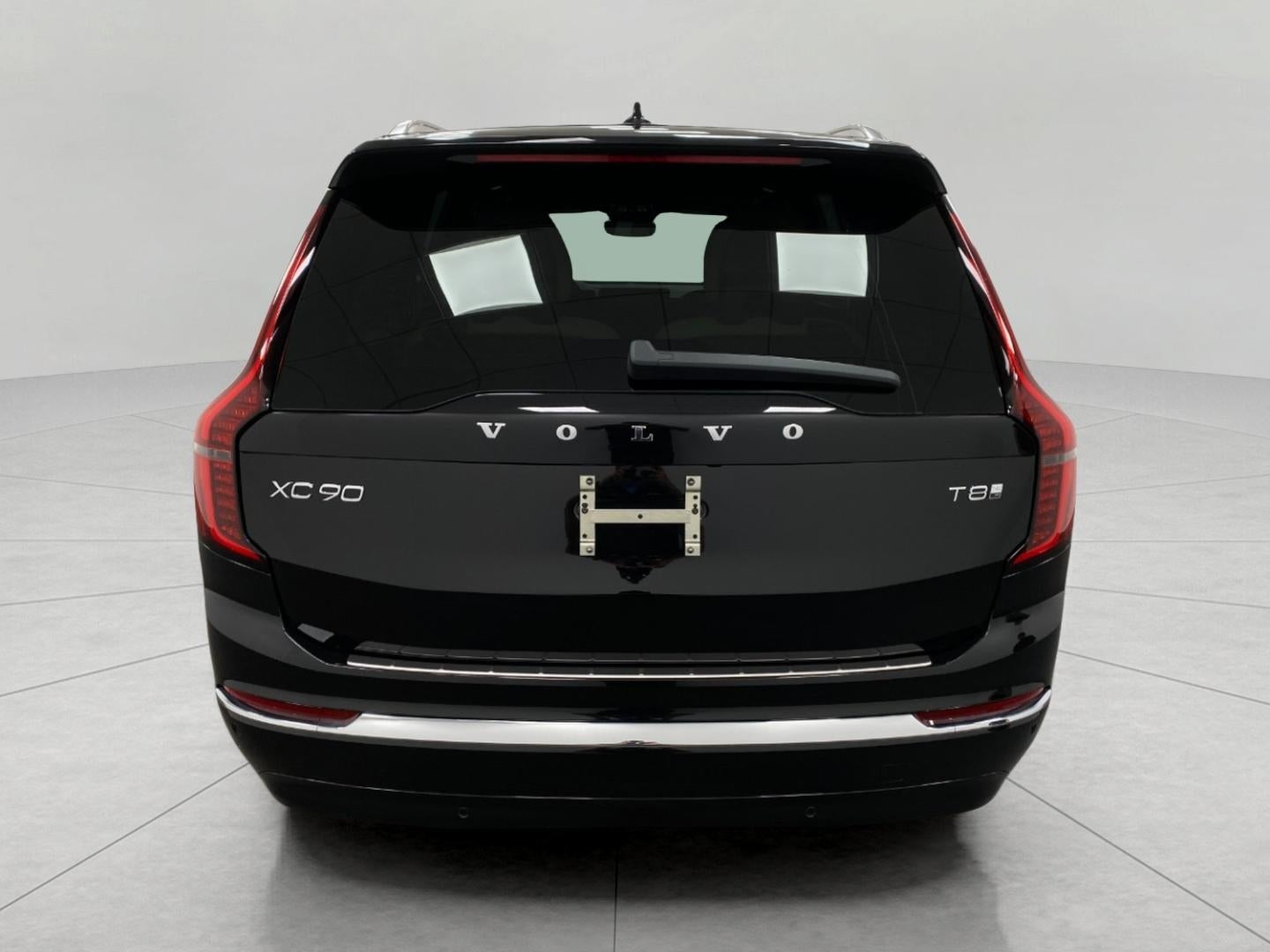 2026 Volvo XC90 Plug-In Hybrid T8 AWD Plus 7-Seater