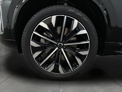 2026 Volvo XC90 Plug-In Hybrid T8 AWD Plus 7-Seater