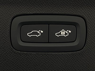 2026 Volvo XC90 Plug-In Hybrid T8 AWD Plus 7-Seater