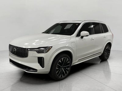 2026 Volvo XC90 Plug-In Hybrid T8 AWD Plus 7-Seater
