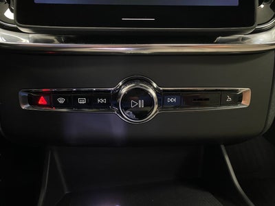 2026 Volvo XC90 Plug-In Hybrid T8 AWD Plus 7-Seater