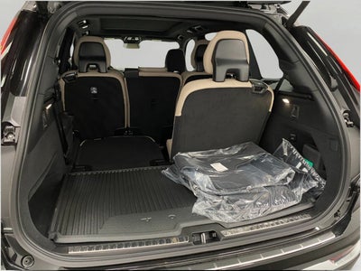 2026 Volvo XC90 Plug-In Hybrid T8 AWD Plus 7-Seater