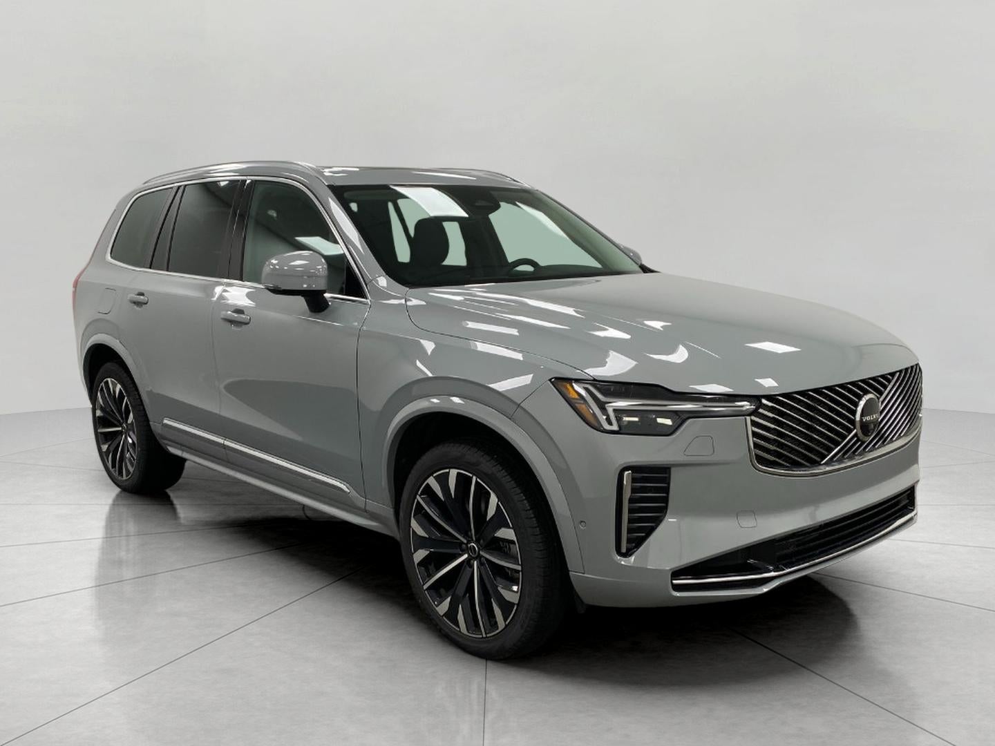 2026 Volvo XC90 Plug-In Hybrid T8 AWD Plus 7-Seater