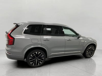 2026 Volvo XC90 Plug-In Hybrid T8 AWD Plus 7-Seater