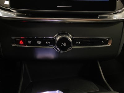 2026 Volvo XC90 Plug-In Hybrid T8 AWD Plus 7-Seater