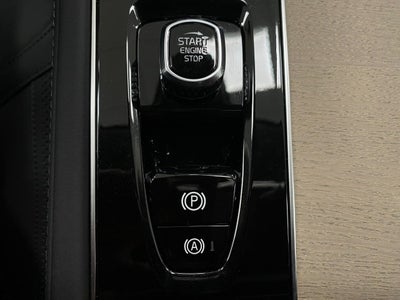 2026 Volvo XC90 Plug-In Hybrid T8 AWD Plus 7-Seater