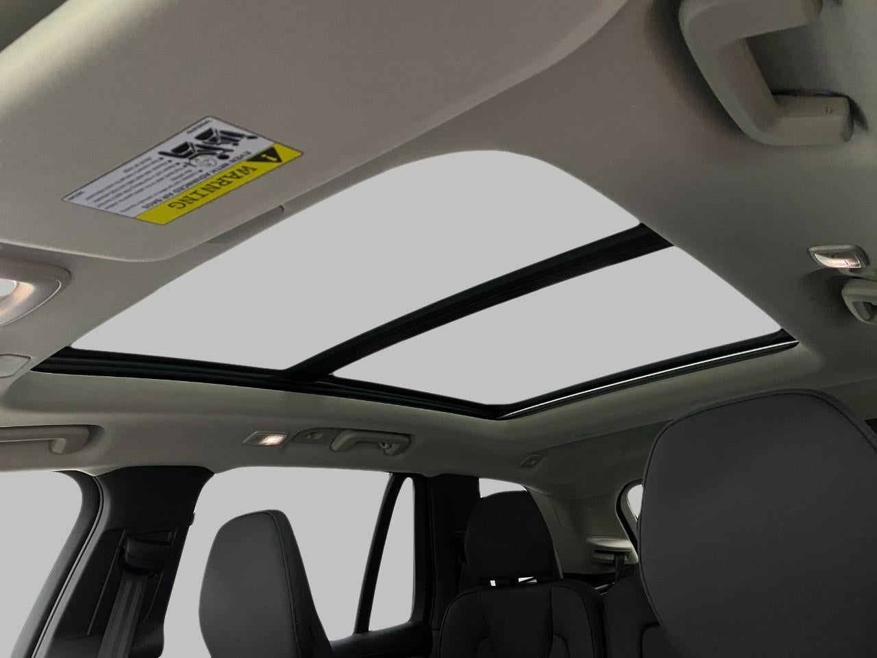 2026 Volvo XC90 Plug-In Hybrid T8 AWD Plus 7-Seater