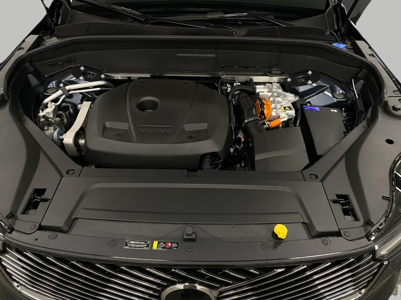 2026 Volvo XC90 Plug-In Hybrid T8 AWD Plus 7-Seater