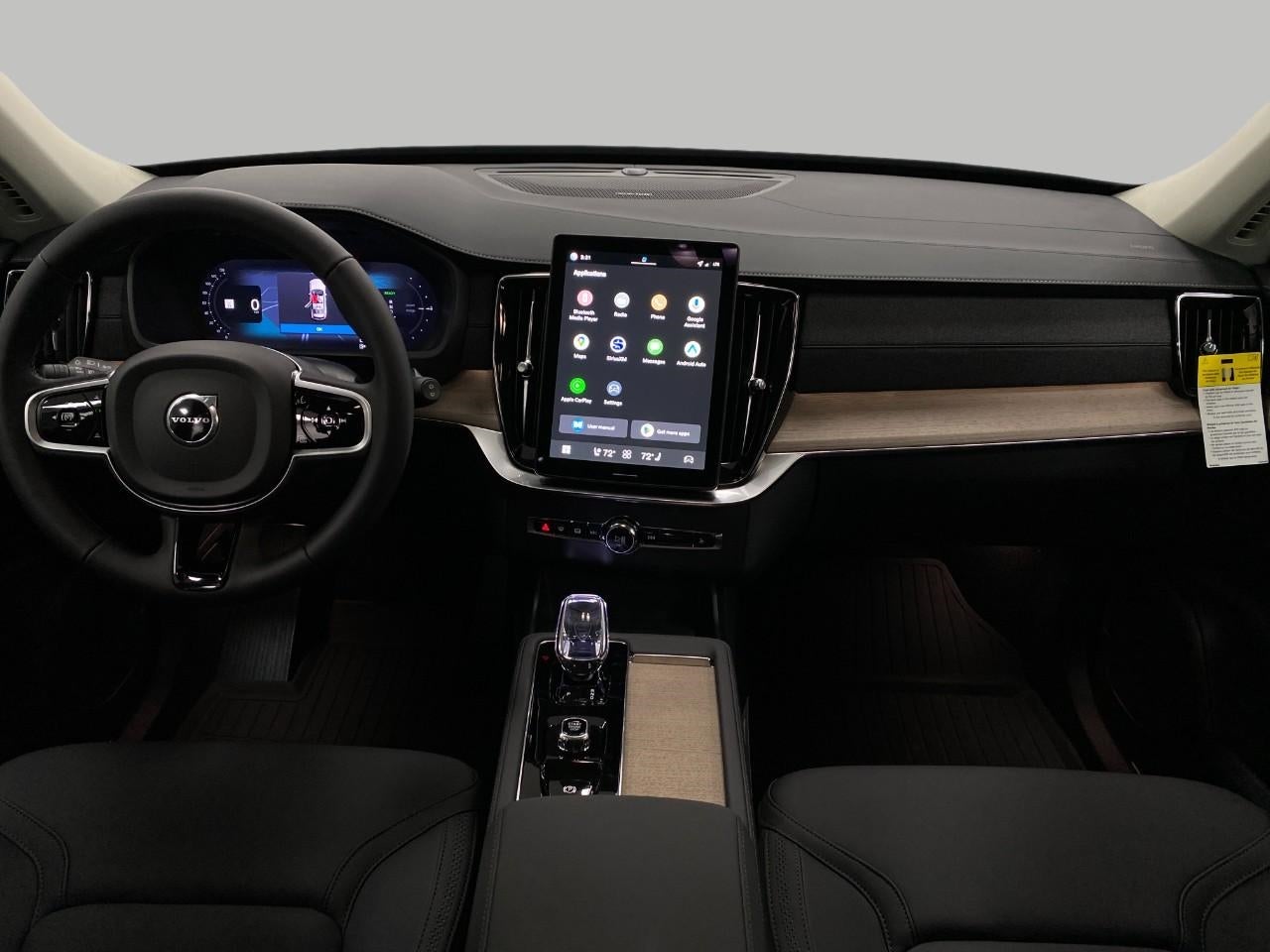 2026 Volvo XC90 Plug-In Hybrid T8 AWD Plus 7-Seater