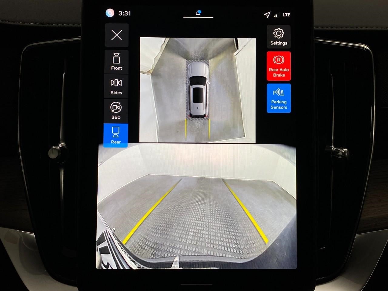 2026 Volvo XC90 Plug-In Hybrid T8 AWD Plus 7-Seater