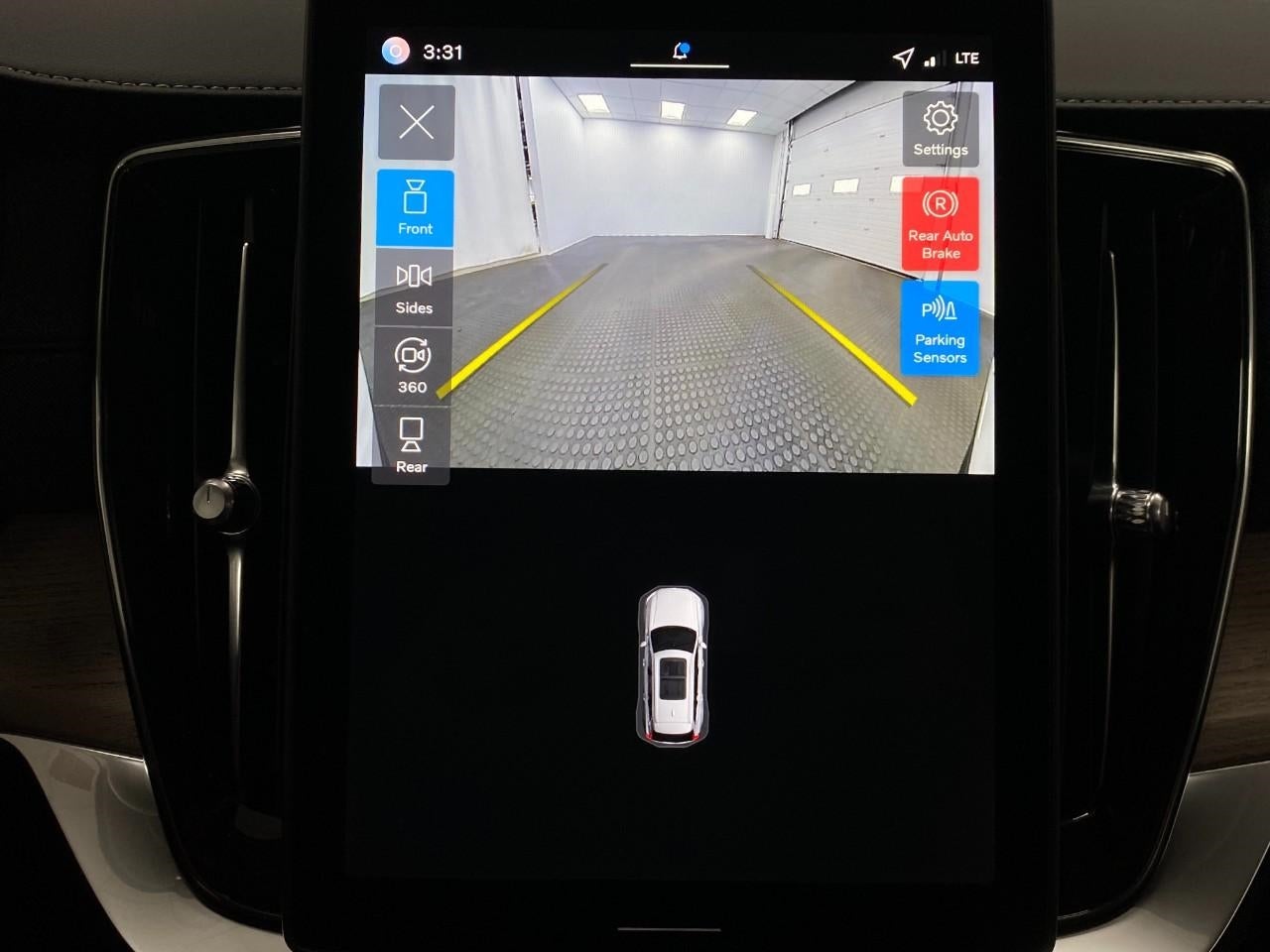 2026 Volvo XC90 Plug-In Hybrid T8 AWD Plus 7-Seater