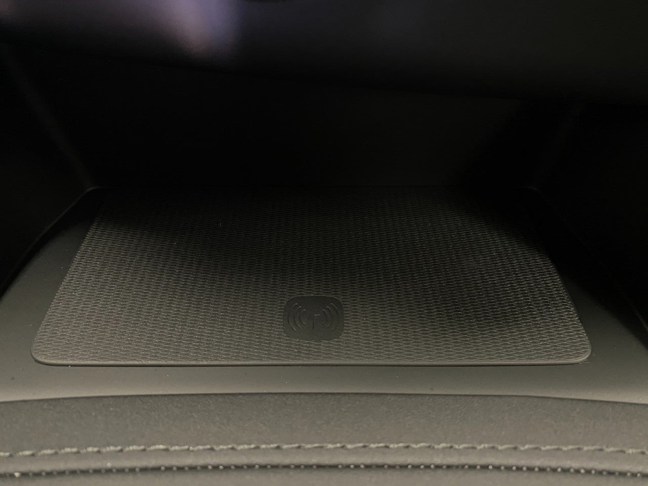 2026 Volvo XC90 Plug-In Hybrid T8 AWD Plus 7-Seater