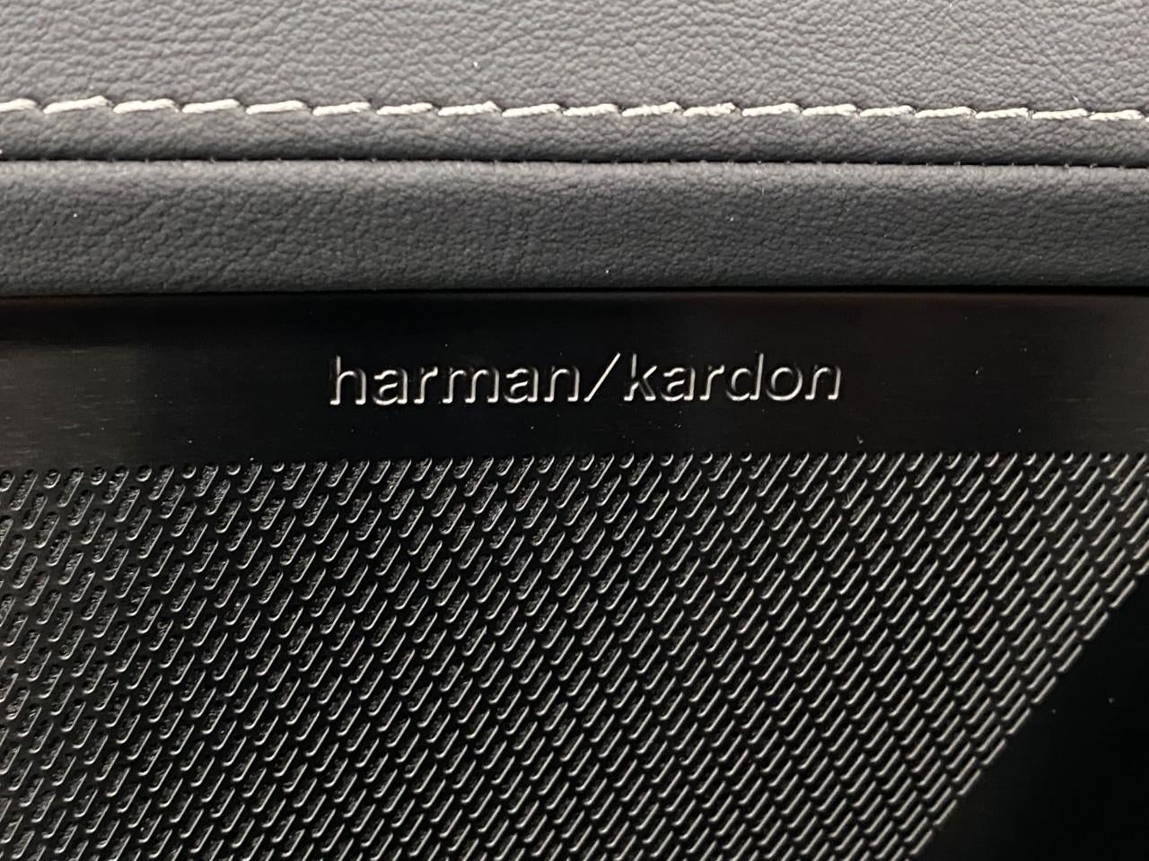 2026 Volvo XC90 Plug-In Hybrid T8 AWD Plus 7-Seater