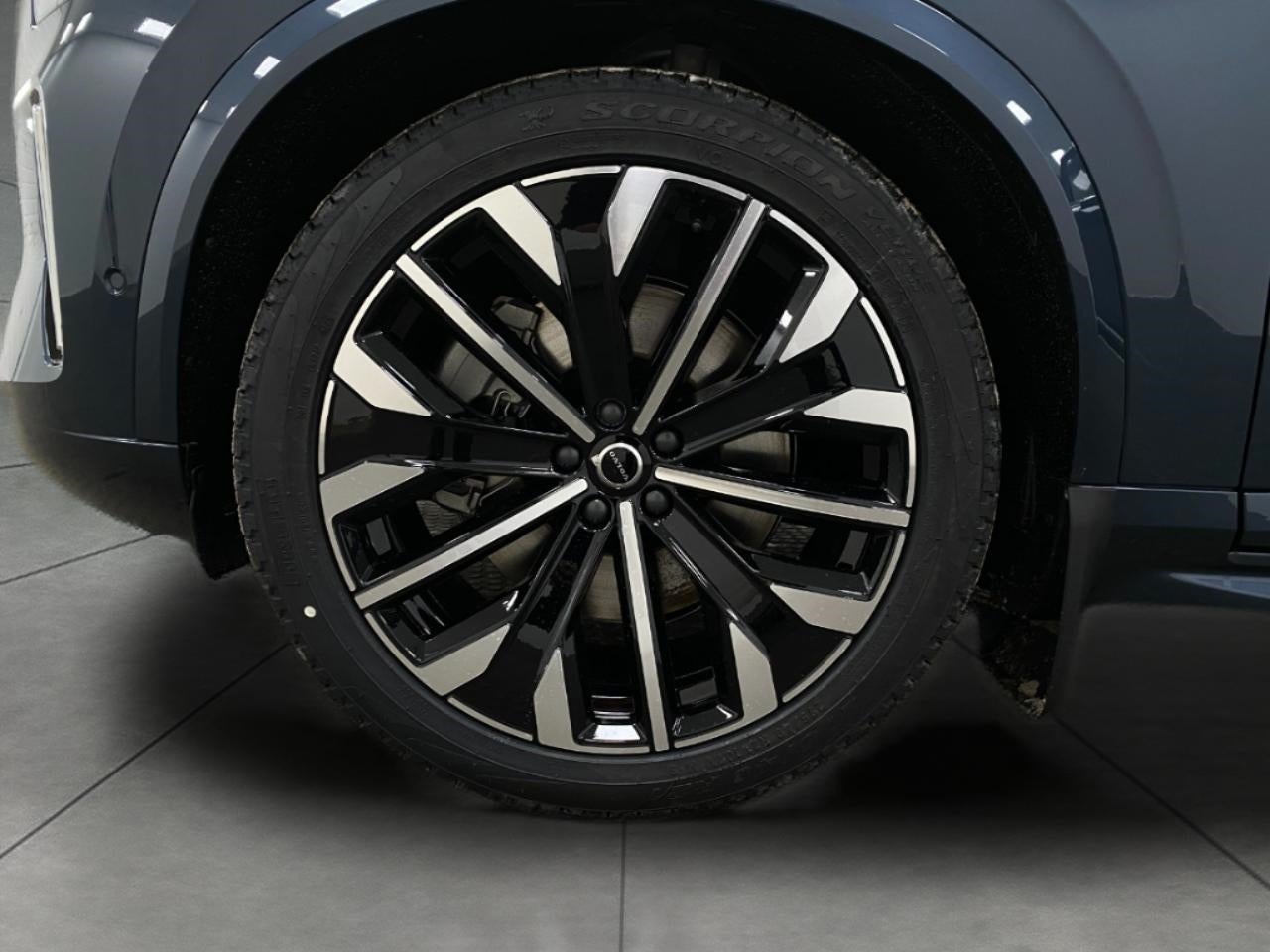 2026 Volvo XC90 Plug-In Hybrid T8 AWD Ultra 7-Seater