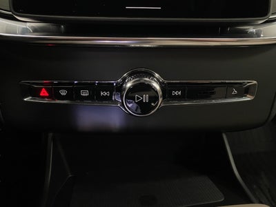 2026 Volvo XC90 Plug-In Hybrid T8 AWD Ultra 7-Seater