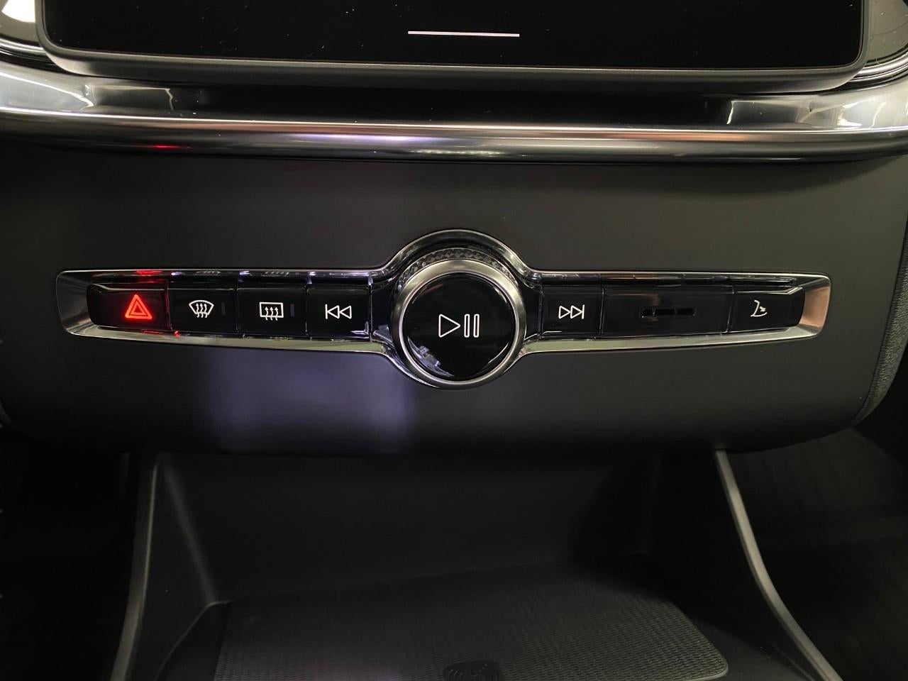 2026 Volvo XC90 Plug-In Hybrid T8 AWD Ultra 7-Seater