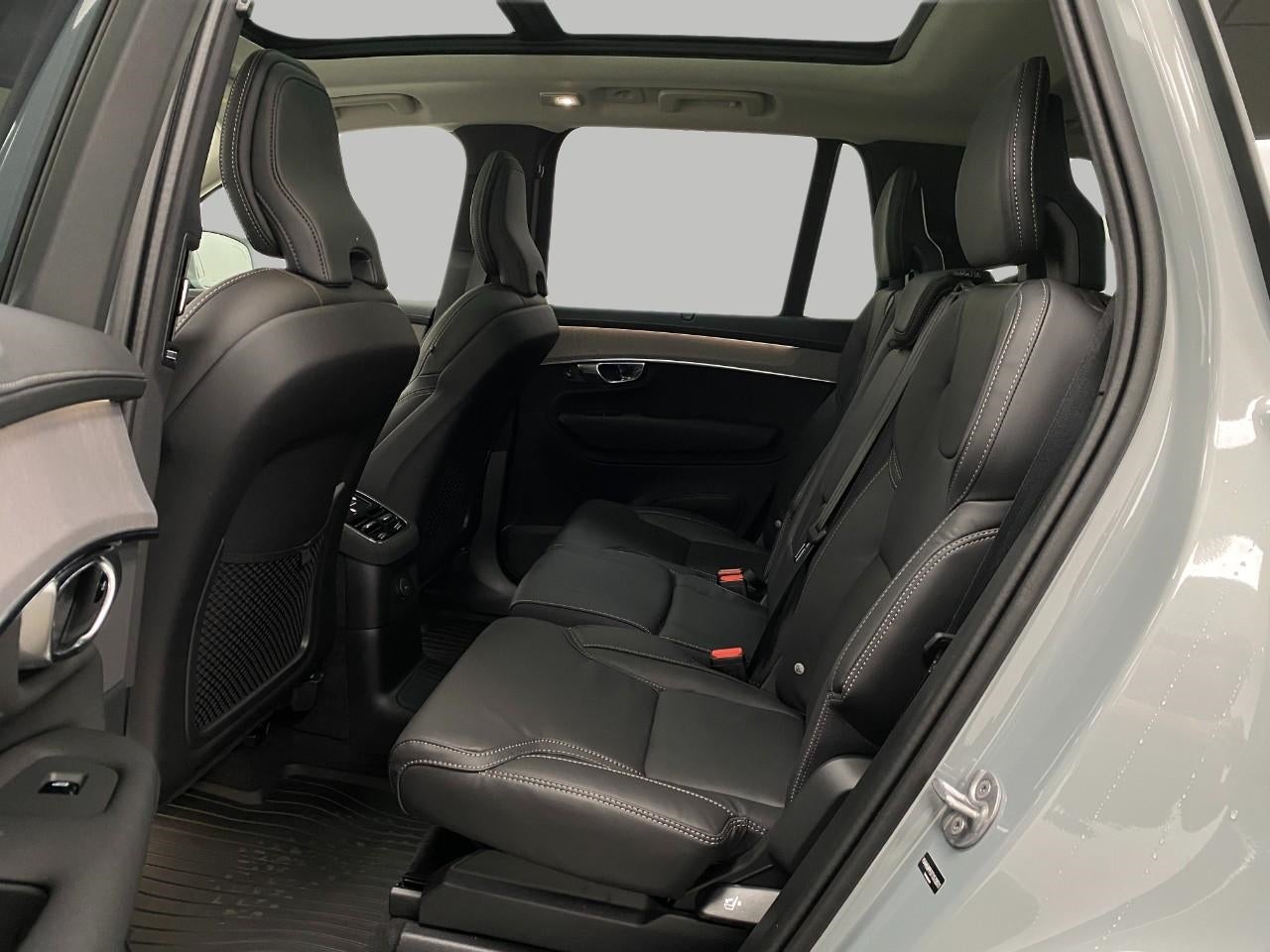 2026 Volvo XC90 Plug-In Hybrid T8 AWD Ultra 7-Seater