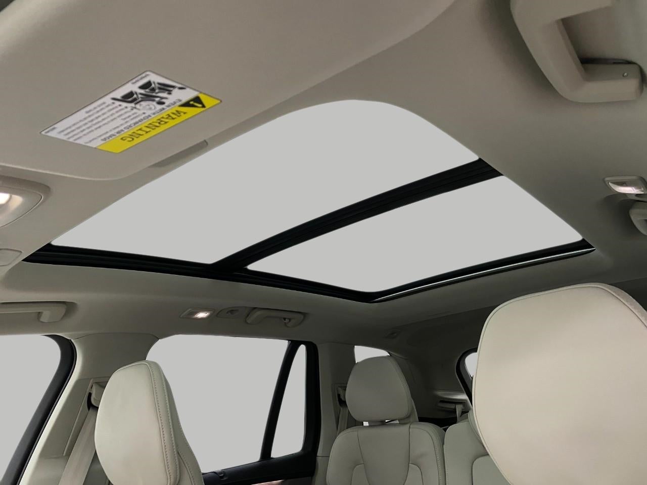 2026 Volvo XC90 Plug-In Hybrid T8 AWD Ultra 7-Seater