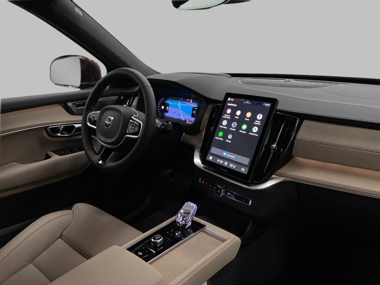 2026 Volvo XC90 Plug-In Hybrid T8 AWD Ultra 7-Seater