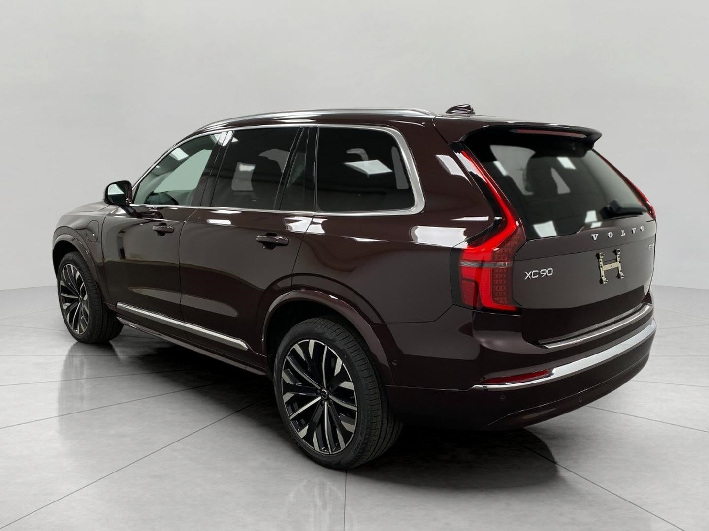2026 Volvo XC90 Plug-In Hybrid T8 AWD Ultra 7-Seater