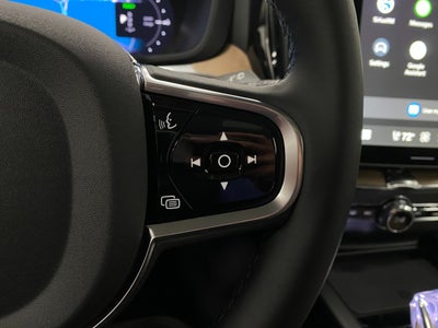 2026 Volvo XC60 Plug-In Hybrid T8 AWD Plus
