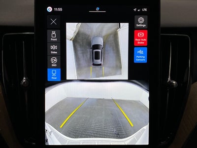 2026 Volvo XC60 Plug-In Hybrid T8 AWD Plus