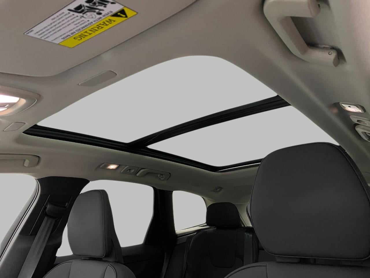 2026 Volvo XC60 Plug-In Hybrid T8 AWD Plus
