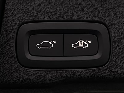 2026 Volvo XC60 Plug-In Hybrid T8 AWD Plus