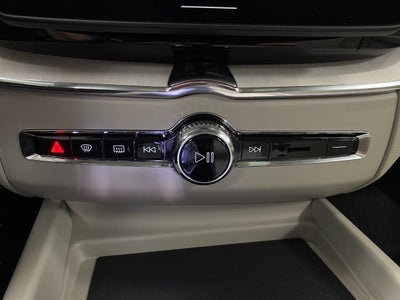 2026 Volvo XC60 Plug-In Hybrid T8 AWD Ultra