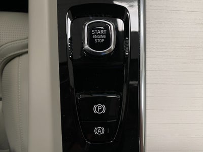 2026 Volvo XC60 Plug-In Hybrid T8 AWD Ultra