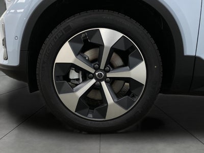 2026 Volvo XC40 B5 AWD Plus