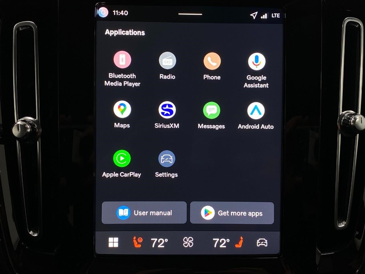 2026 Volvo XC40 B5 AWD Plus