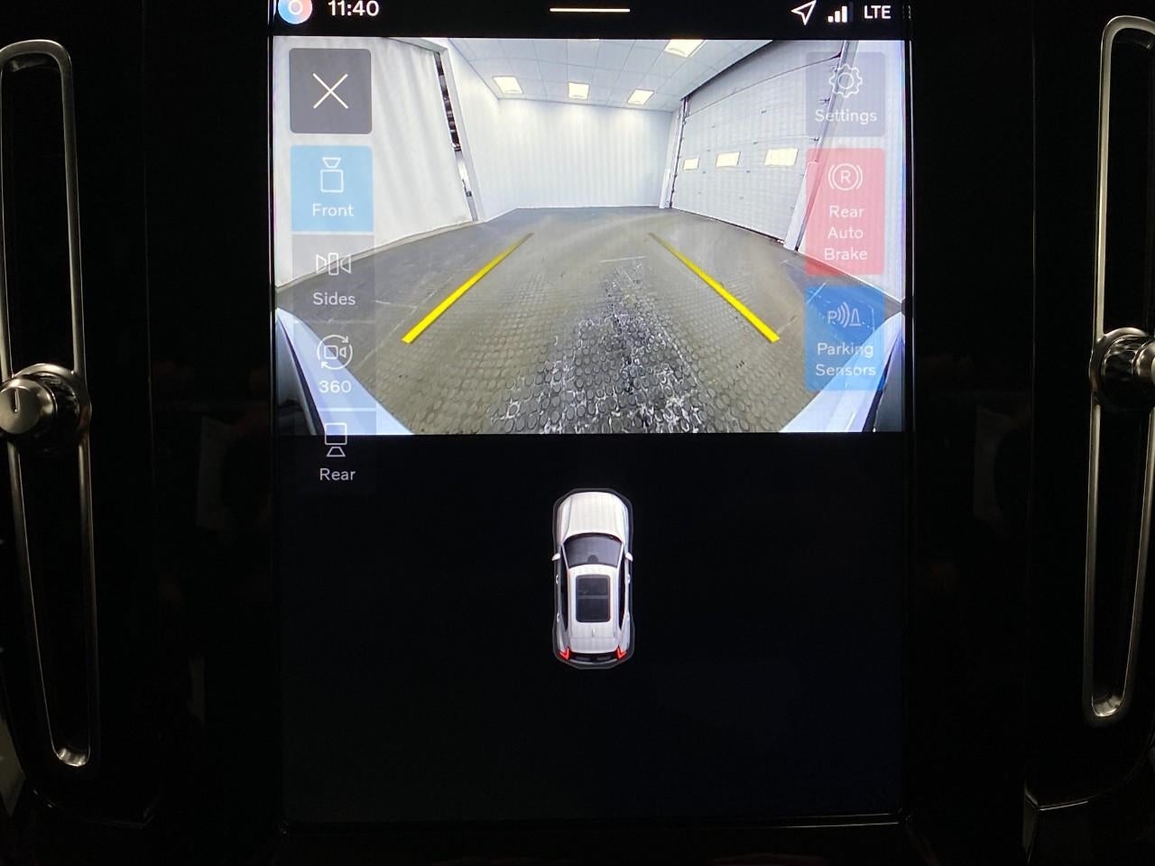 2026 Volvo XC40 B5 AWD Plus