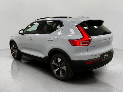 2026 Volvo XC40 B5 AWD Plus