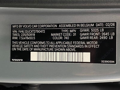 2026 Volvo XC40 B5 AWD Plus