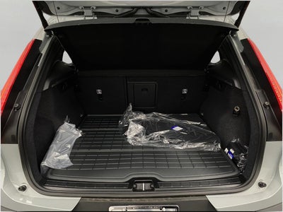 2026 Volvo XC40 B5 AWD Plus