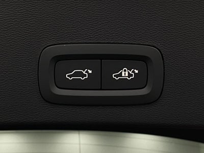 2026 Volvo XC40 B5 AWD Plus