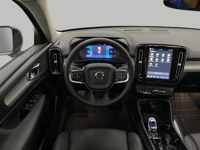 2026 Volvo XC40 B5 AWD Plus