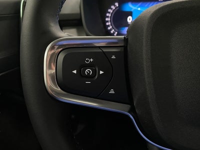 2026 Volvo XC40 B5 AWD Plus