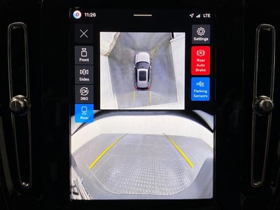 2026 Volvo XC40 B5 AWD Plus