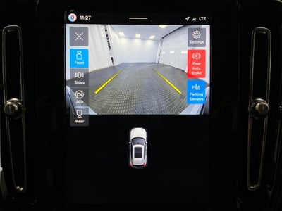 2026 Volvo XC40 B5 AWD Plus