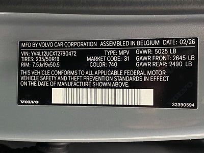 2026 Volvo XC40 B5 AWD Plus
