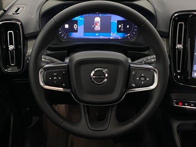 2026 Volvo XC40 B5 AWD Plus